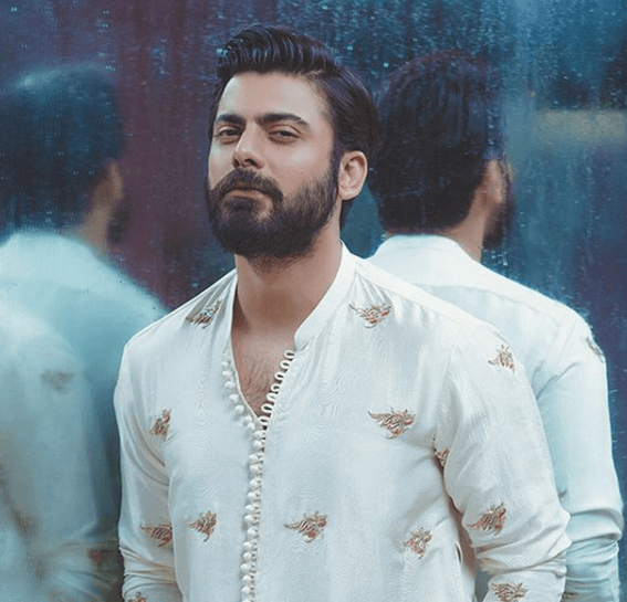 For the love of poetry and Fawad Khan, watch this!
