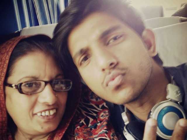 Mohsin Abbas Haider shares an emotional message for his mother!