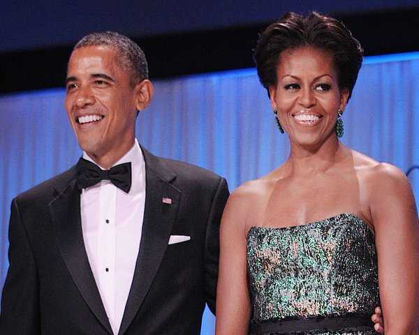Michelle and Barack Obama sign a deal to produce movies and shows for Netflix