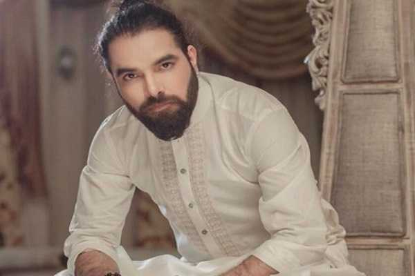 Yasir Hussain defends backlash at celebrities missing General Elections 2018