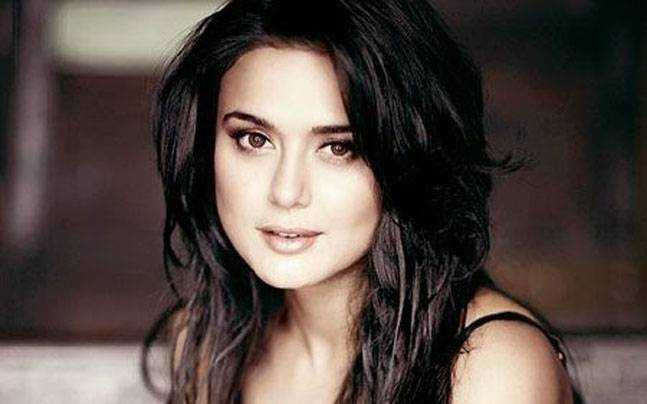 Preity Zinta is all set for her comeback to films with Bhaiji Superhit!