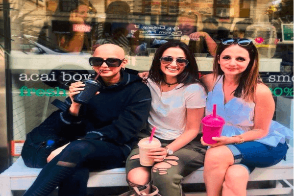 Sonali Bendre celebrates friendship day; looks cancer right in the eye!