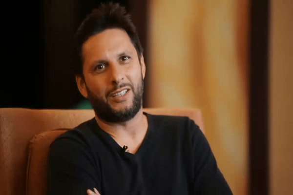 Shahid Afridi responds to the viral “niswar” video.