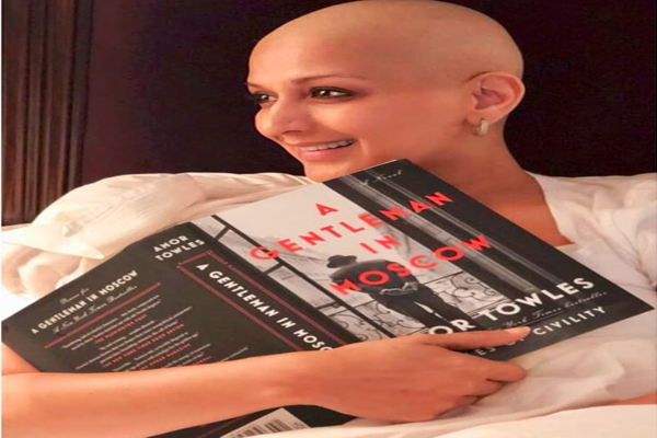 Amidst cancer treatment, Sonali Bendre shares the next read for her book club
