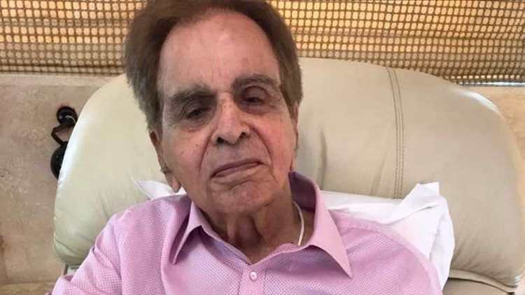 Veteran actor Dilip Kumar once again admitted to hospital
