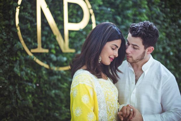 Nick Jonas flys off to Jodhpur for his wedding to Priyanka Chopra