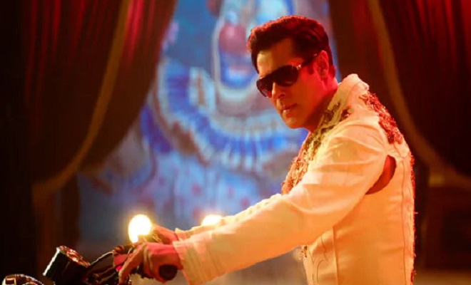The teaser for Salman Khan starrer Bharat is intriguining!