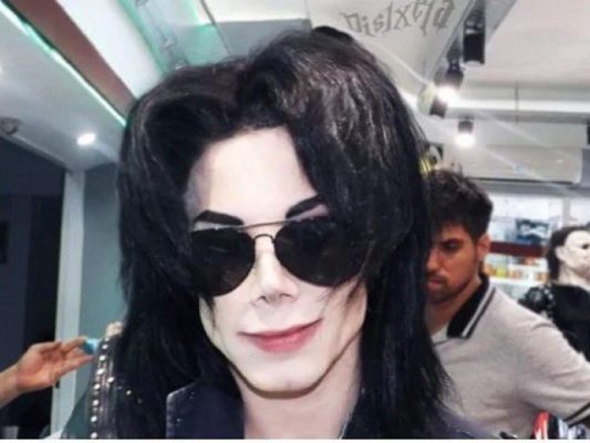 This man can go to any length to look like Michael Jackson