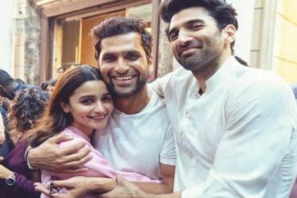 Alia Bhatt shares a heart touching note as shoot for Kalank is wraps up!