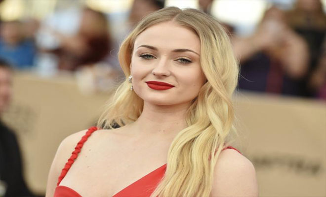 Sophie Turner reveals the ending of ‘Game of Thrones’ to friends
