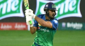 Is Umar Siddiq batting his way into the Pakistan squad?