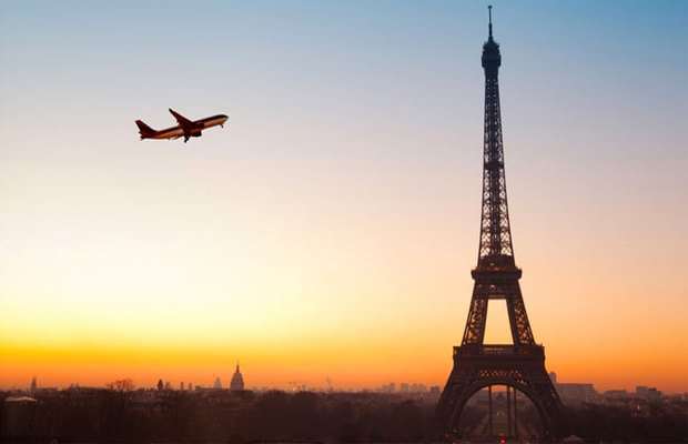 PIA air hostess slips away in Paris