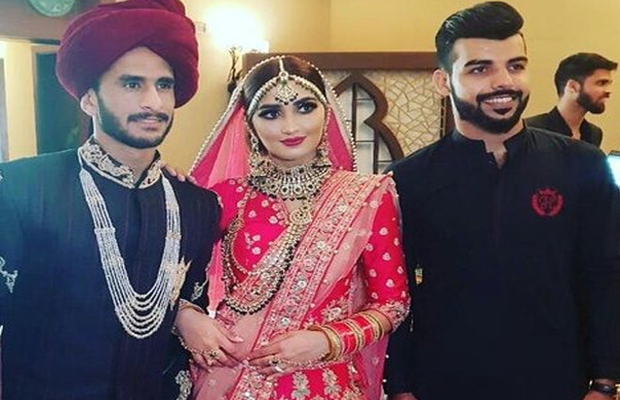 Hassan Ali along with wife and Shadab Khan