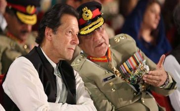 PM-Imran-Khan-grants-Army-Cheif-3-year-extension-1