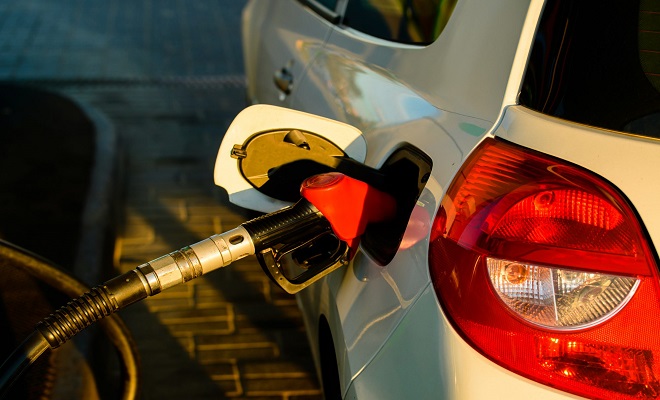 Petrol price likely to go down by Rs 4.6 from September