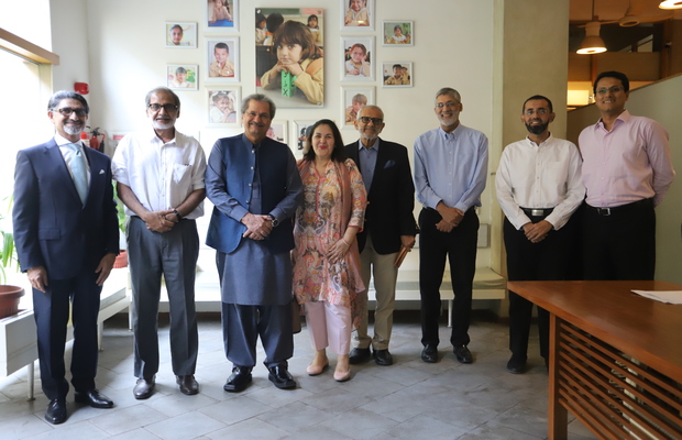 Federal_Minister_for_Education_and_Professional_Training_Mr._Shafqat_Mehmood_visited_The_Citizens_Foundation_2_620x400