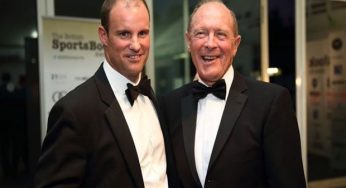 Geoffrey Boycott and Andrew Strauss given knighthoods