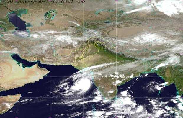 Tropical cyclone Kyarr, likely to bring rain for Karachi from 28 to 30 Oct