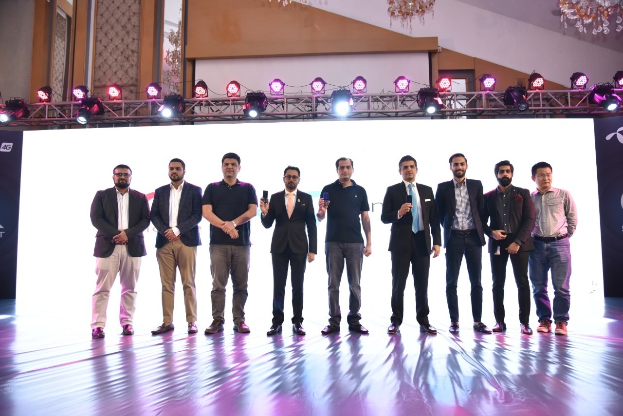 QMobile collaborates with Telenor Pakistan to bring country’s first 4G enabled feature phone