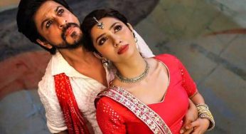 Mahira Khan and Shah Rukh Khan are celebrating #3yearsofRaees