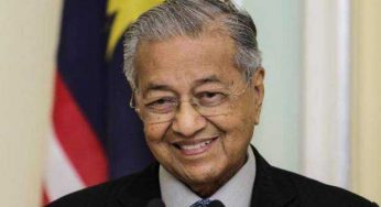 Mahathir Mohamad: Malaysian Prime Minister Submits Resignation to the King