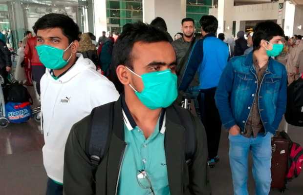 Coronavirus: Pakistan Government Bans Public Gatherings for 3 Weeks