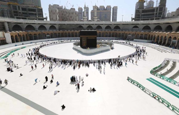 Saudi Arabia Advises Muslims to Suspend Hajj Plans Amid Coronavirus Uncertainty