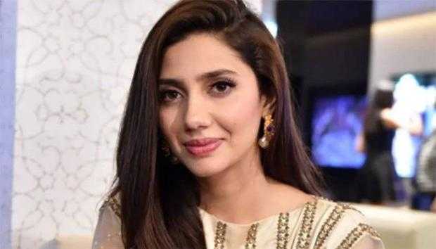 Mahira Khan pledges donation to Covid-19 PM’s Relief Fund