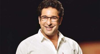 Wasim Akram cooks to ward off social distancing blues