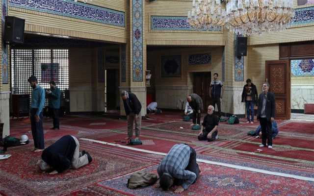mosques reopen in Iran