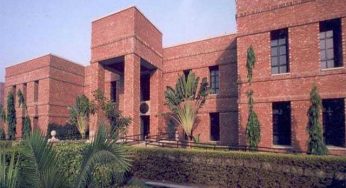 LUMS claps back on students’ protest on Twitter against fee hike