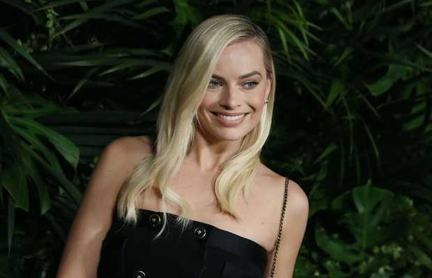 Pirates of the Caribbean Female Version in Works, Margot Robbie Main Lead