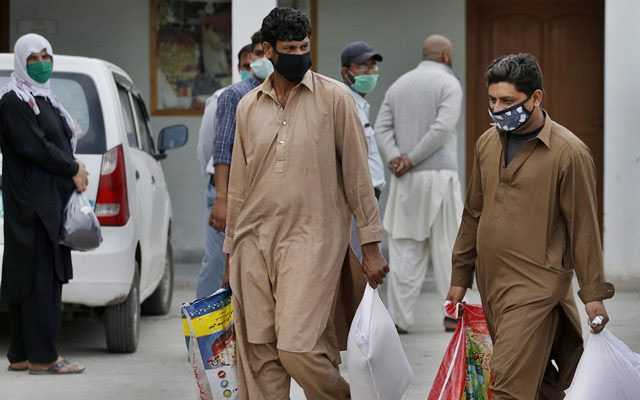 WHO urges Pakistan to impose two-week intermittent lockdown