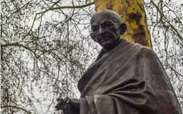 Mahatma Gandhi’s effigy in Amsterdam vandalised