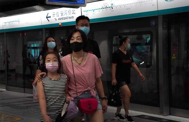 Beijing permits residents to go mask-free after COVID-19 cases fall