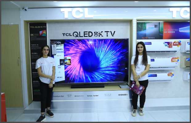 TCL Pakistan opens its first flagship store in Karachi