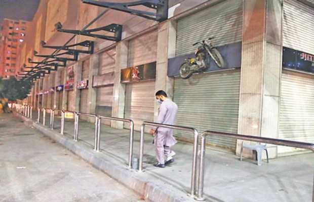 Karachi: Dolmen Mall Tariq Road, Saima Paari Mall, & 403 other shops sealed over COVID-19 SOPs violations