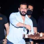 Salman Khan Celebrates Birthday With Paparazzi at Midnight