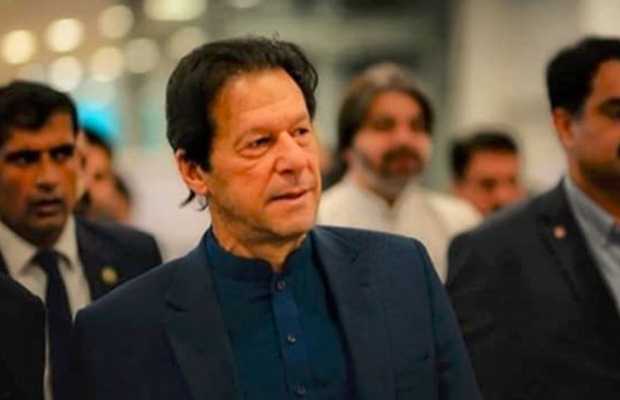 PM Imran Khan arrives in Quetta after burial of slain Hazara coal miners