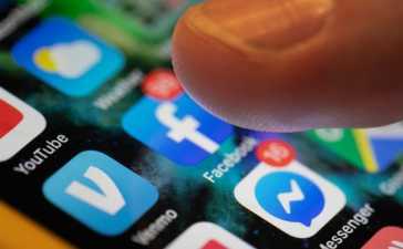 Govt. to Review Social Media Rules