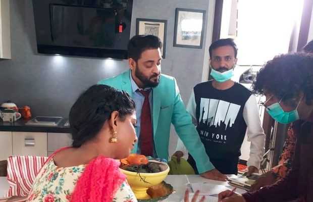 Aamir Liaquat gearing up for his acting debut with a telefilm