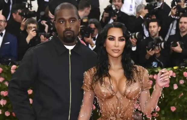 Kim Kardashian files for divorce