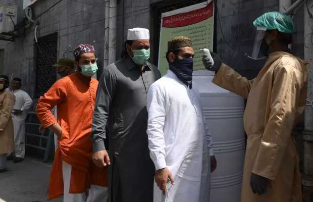 Pakistan reports 118 COVID-19 related deaths, 3,785 new infections in 24 hours