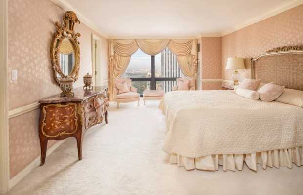 inside view of  Trump apartment-4