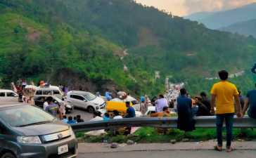 Influx of tourists in Kaghan Valley