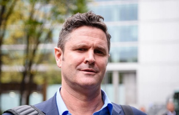 Chris Cairns paralysed after suffering a stroke during heart surgery