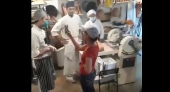 A female customer refuses to show vaccination certificate at an eatery in Karachi, video goes viral