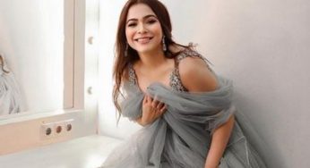 Humaima Malick yet again comes under fire for sharing a controversial photo