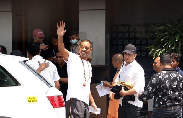Will Smith arrives in India