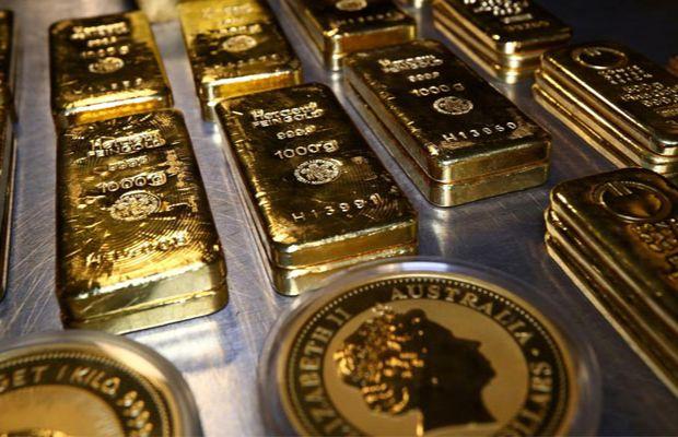 Gold prices hit historic high in Pakistan